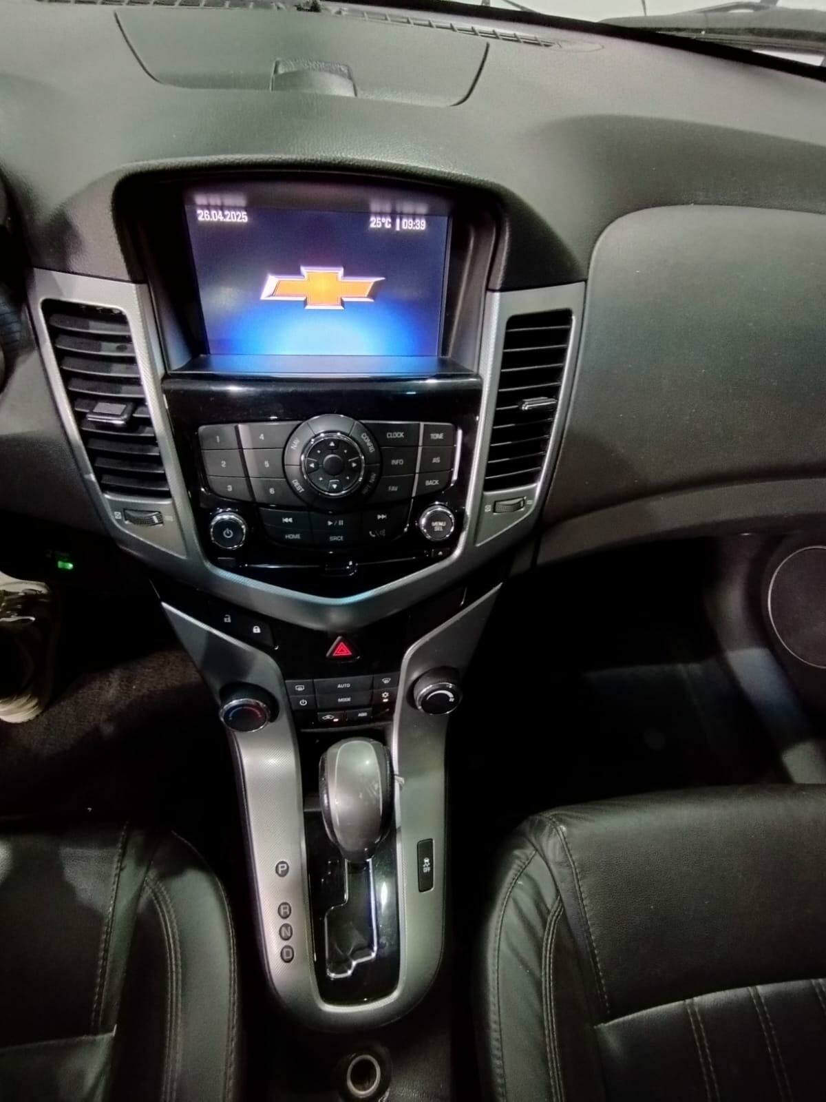 Imagem do veículo  CHEVROLET CRUZE SPORT C/ TETO SOLAR